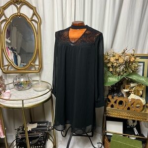 Luxology Black Long Sleeve Dress with Lace Mock Neck Open Back Lace Filligree